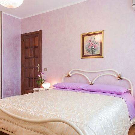 B&B Arcobaleno Donigala Fenughedu Exterior photo